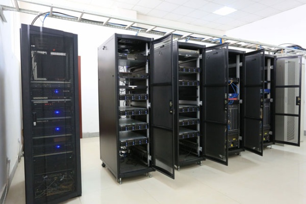 湖南服务器托管机柜定制服务，专业定制服务器托管方案