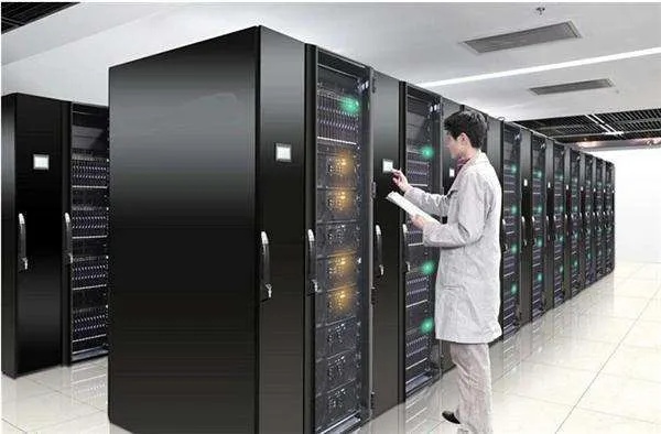 托管中心服务器构成有哪些,托管中心服务器类型解析