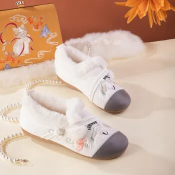 平价又保暖！汉服鞋加绒品牌大盘点