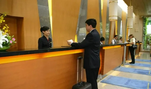 酒店前台查询入住客人房号