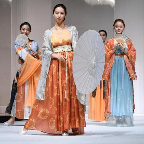 汉服通勤裤装品牌大盘点，传统与现代的完美融合