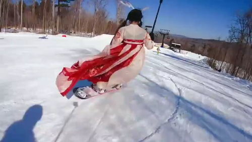冬日里的古韵风情—汉服滑雪品牌女装推荐