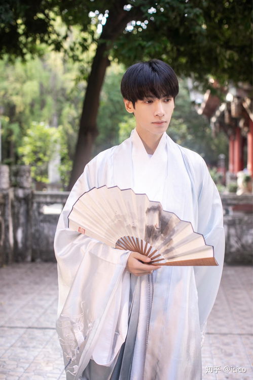 白桑汉服，探寻传统与现代交融的汉服品牌