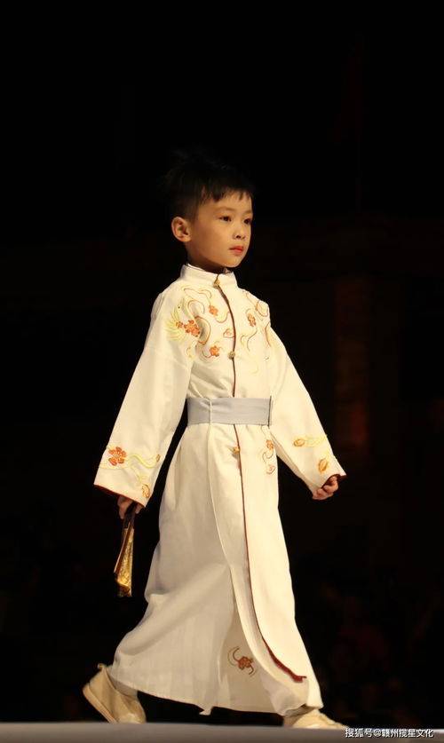 揭秘盒中汉韵—带你走进带盒子的男汉服品牌