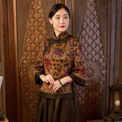 老年汉服唐装女装品牌推荐，优雅复古，尽显东方韵味