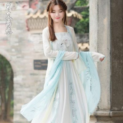 盘点热门抹胸汉服品牌，穿上古韵风情！