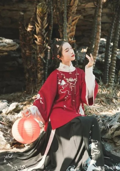 盘点平价红色汉服头饰品牌，让你轻松打造古典美！
