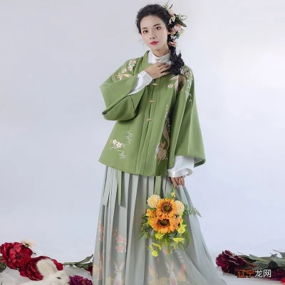 汉服绣花廉价品牌大盘点，性价比之选，让你穿出古风韵味
