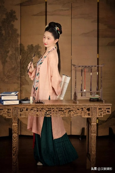 苏州妈妈的汉服之选，品味与舒适的完美结合
