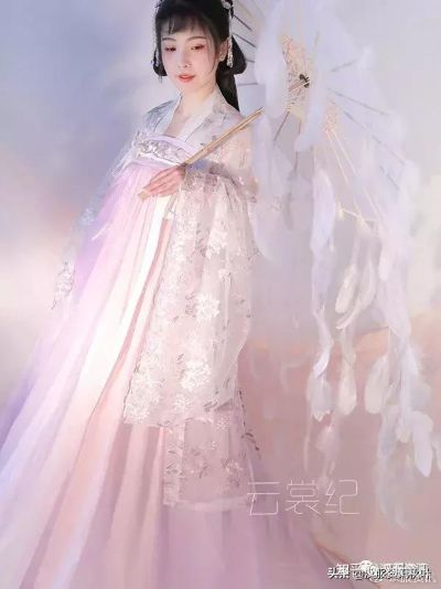 汉服齐胸推荐，探寻正品女装品牌的美丽之旅