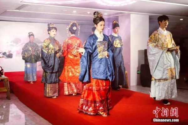 探寻高端轻奢汉服之美—揭秘国内知名品牌