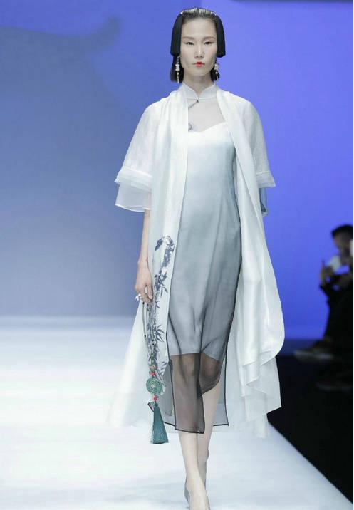 盘点那些不露胸的汉服品牌，优雅复古又显瘦！