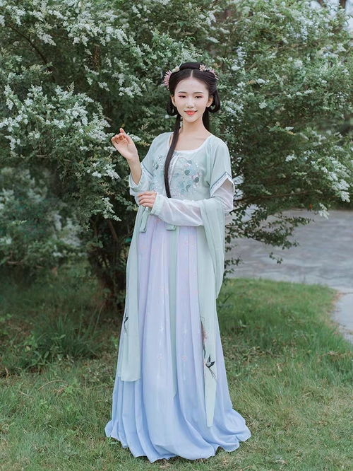 夏日清凉，汉服女装品牌大盘点，让你穿越古韵风情！