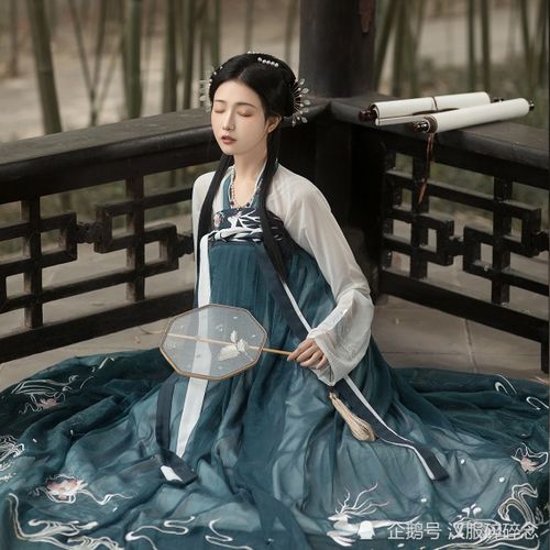 夏日清凉，汉服女装品牌大盘点，让你穿越古韵风情！