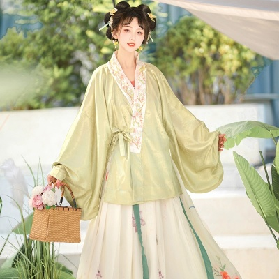 🌸惊艳来袭！盘点2023年新款绝美汉服女装品牌，穿上古韵今风！