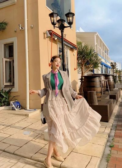 尚秋颜品牌蛋糕裙，甜美与优雅的完美融合，你的婚礼必备单品！