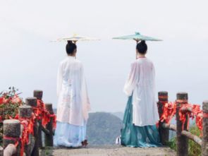 秋季汉服女装品牌推荐，穿越时空的美丽邂逅