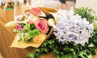 白条唯品花套出来，一探究竟
