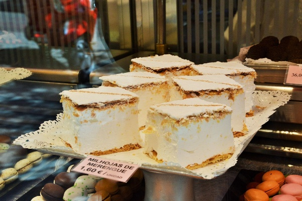 安阳本土特色蛋糕，甜蜜滋味尽在心头