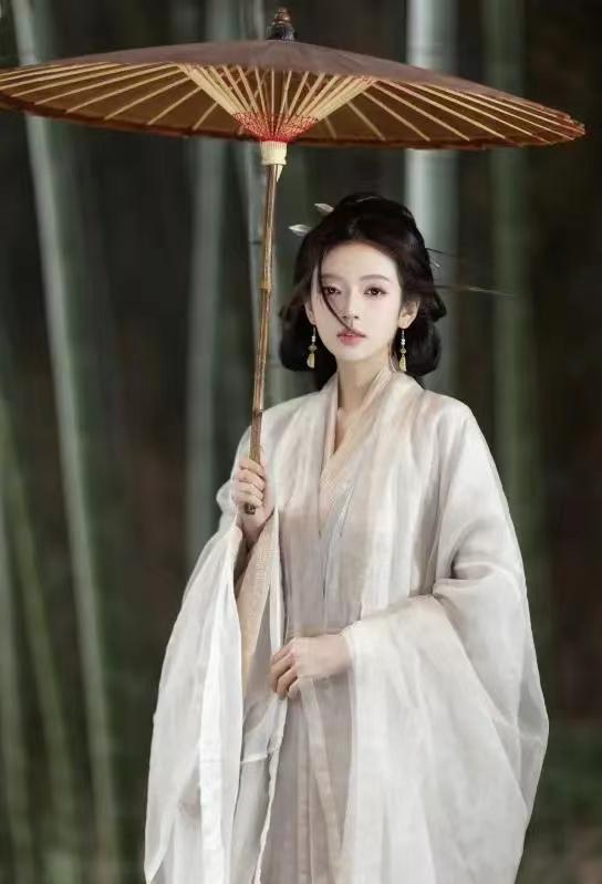 揭秘不易掉粉的汉服品牌，品质与设计的完美结合