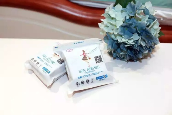 广州纯棉透气卫生巾，呵护女性健康，舒适如初