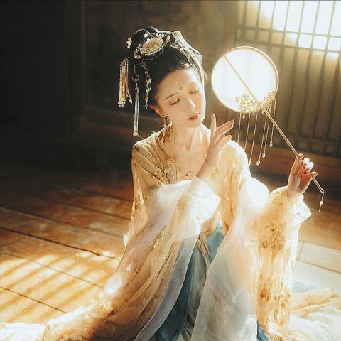 汉服爱好者福音！盘点几款平价又好看的汉服品牌，让你轻松穿出古风韵味