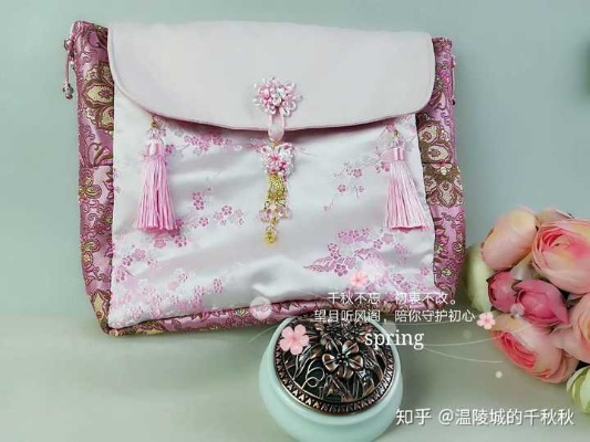 汉服搭配，选购哪个品牌包包最加分？