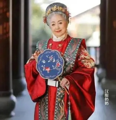 韩国时尚奶奶的汉服品牌大盘点，穿出古典韵味，展现东方美