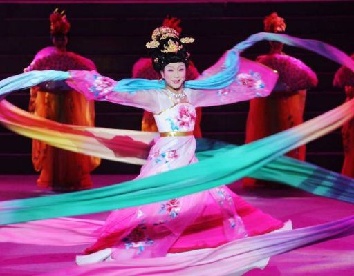 揭秘李玉刚同款舞蹈服品牌，时尚与传统的完美融合