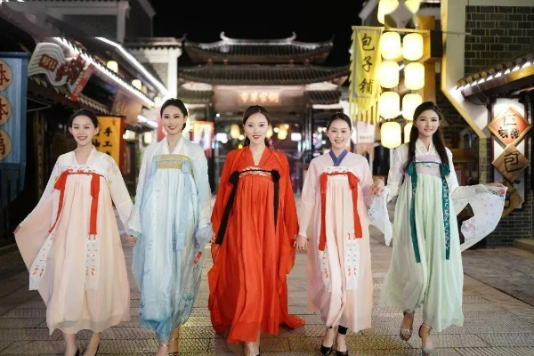 盘点国内知名汉服品牌，穿上古韵今风！