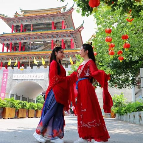 冬日里的古韵风情—女性冬季汉服品牌推荐指南