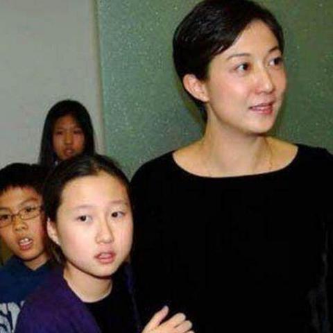 如何揭秘夫妻聊天记录，深度解析隐私保护与沟通艺术