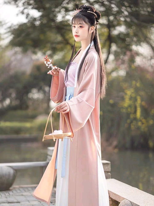 夏日炎炎，这些高质量汉服品牌让你穿越古风之美