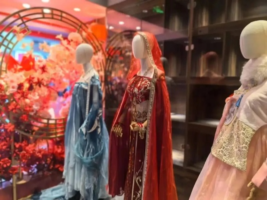 西安汉服品牌店推荐，穿越古今，尽享汉服之美