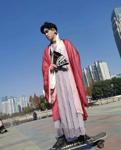 平价汉服滑板品牌推荐，男士专属潮流搭配指南