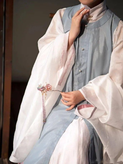 盘点那些让人爱不释手的汉服品牌—袋袋传情，古韵盎然