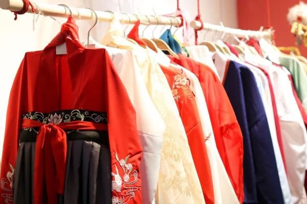 盘点热门可租汉服品牌，穿出古韵风情！