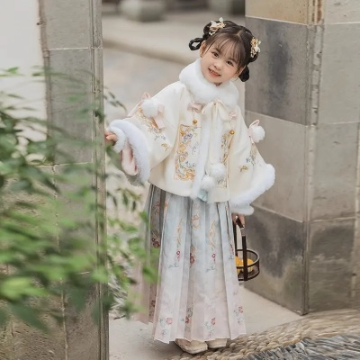 秋冬必备！汉服女孩品牌推荐，穿上古韵风情