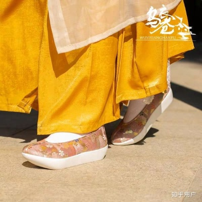 胖脚女生必备！汉服鞋子品牌推荐，舒适又美观