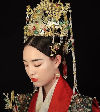 鼎尚原创汉服头饰，穿越千年的时尚演绎