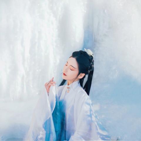 探寻古韵之美—线下汉服品牌推荐指南