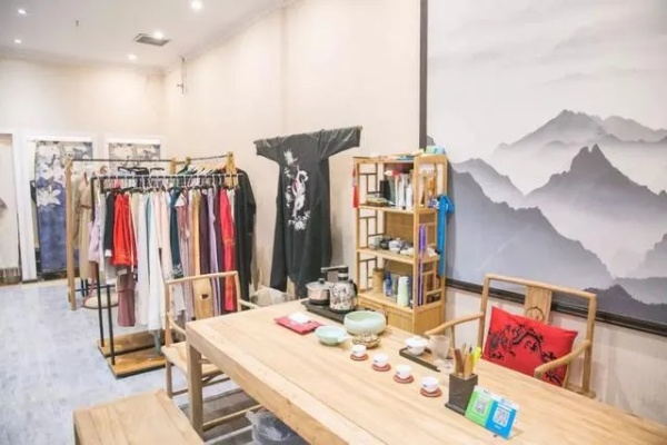 汉服品牌线下体验店盘点，走进传统服饰的时尚空间