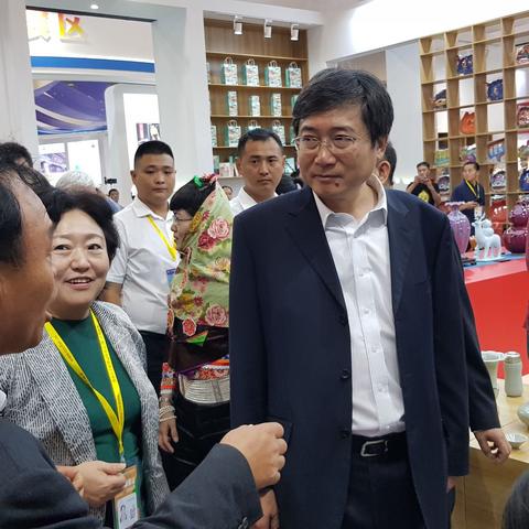 盘点那些以中字开头的电脑品牌，看看你认识几个？
