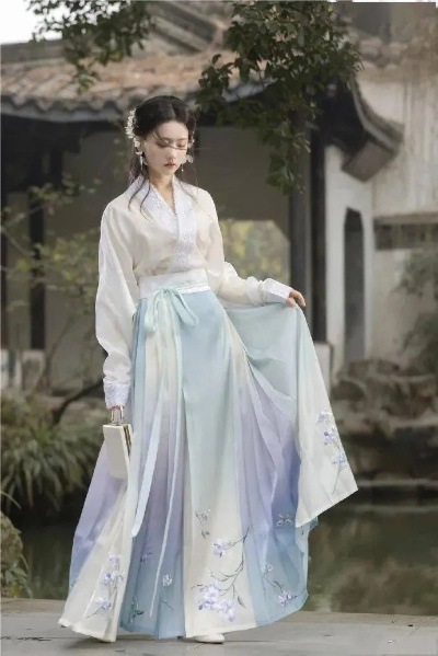 🌸2023爆款汉服大全女装品牌推荐，穿越古今的美丽选择！