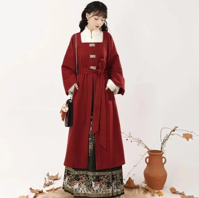 盘点女款汉服大衣品牌，传统与现代的完美融合！