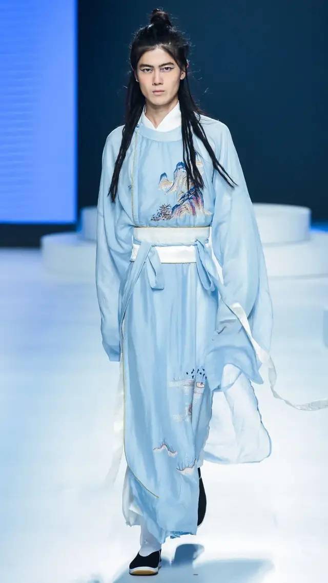探寻超大码汉服之美—内衬男汉服品牌推荐
