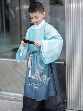 三水童装汉服品牌大盘点，传承国风，萌娃也能穿出古韵
