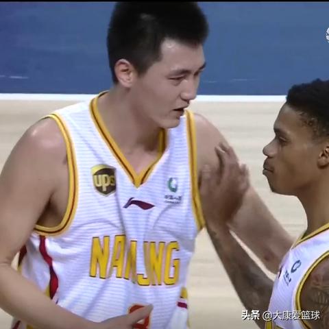 电脑品牌英文对话软件，跨越语言的沟通桥梁