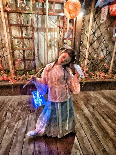 中秋佳节，女宝穿上汉服，传承传统文化之美—精选中秋装汉服品牌推荐