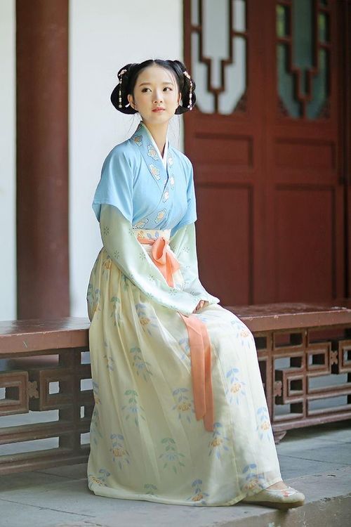 平价又好看的汉服衬裙推荐，让你轻松打造古典美！